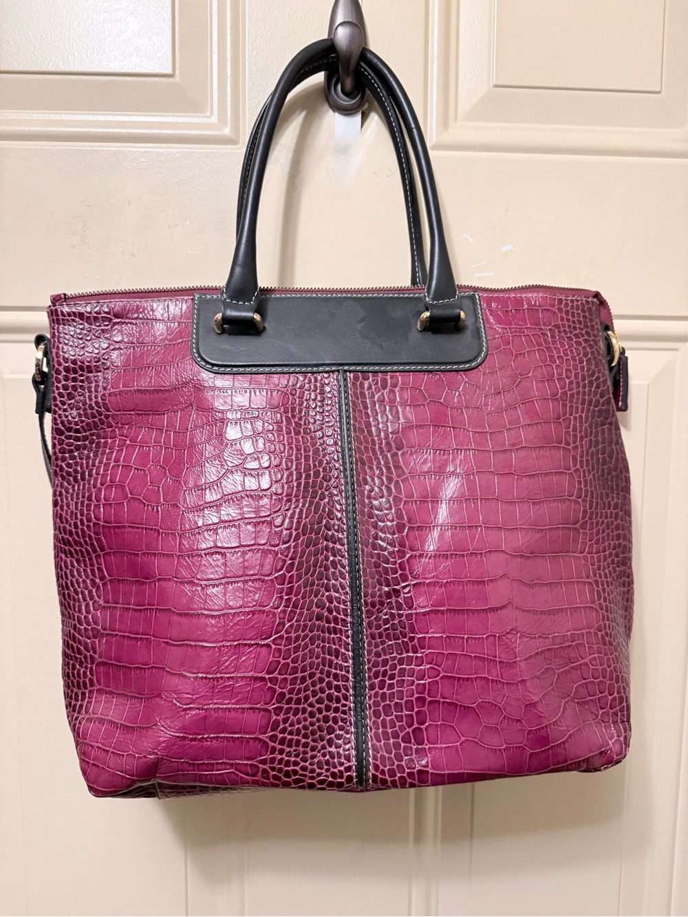 Iacucci Italian Leather Faux Croc Structured Tote Bag in Plum with Black Handles